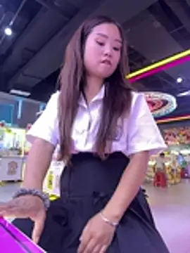 luna-sisi (F young) - 手指入穴2分钟