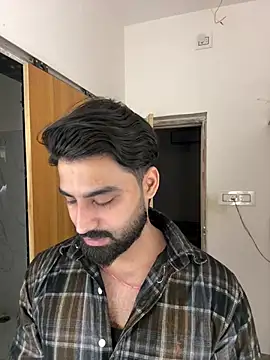 Royalboy_03's live cam