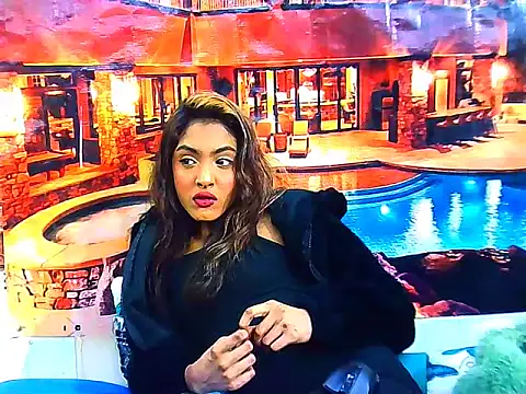 IndianPretty14u2Luv webcam