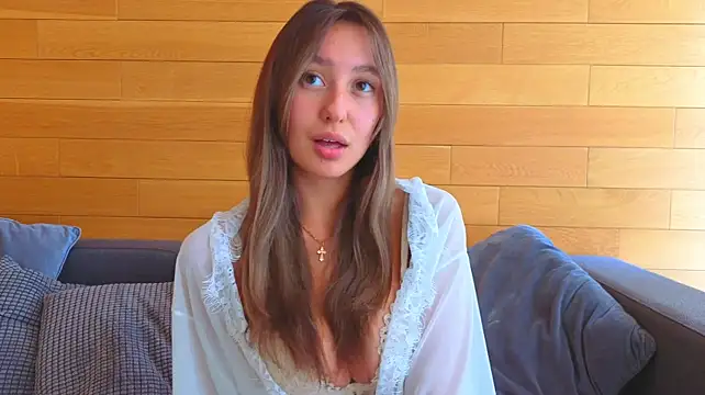 antonelaameli (F teen) - strip down to one's panties