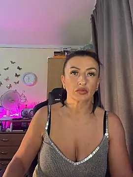 Hotangel75