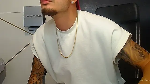 BrandonTate live sex cam