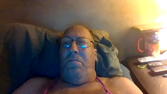 hornyrich69 live cam on StripChat