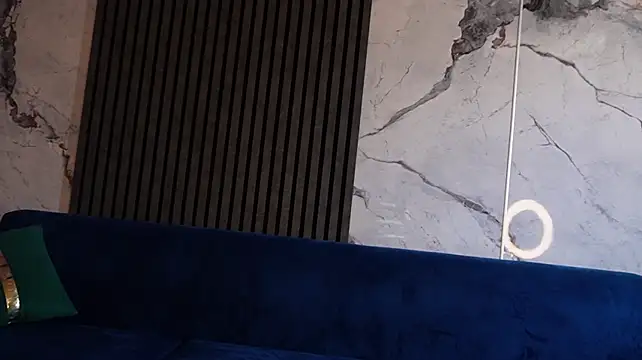 AryaGold live cam on StripChat