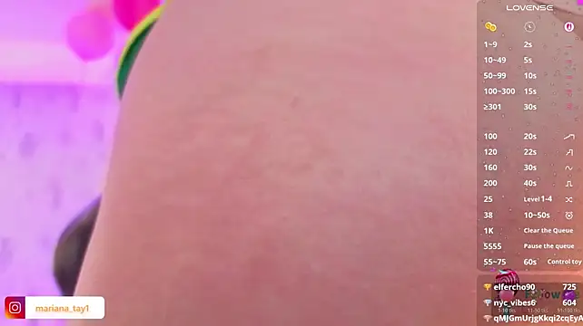 MARIANA_TAY1 live cam on StripChat