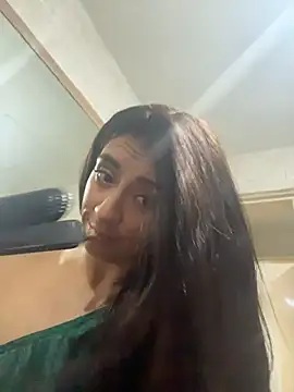 SweetHushviolet live cam on StripChat