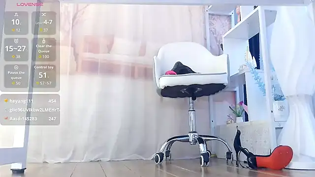 Tianxin6 live cam on StripChat