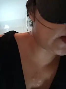 MorriganRosee live cam on StripChat