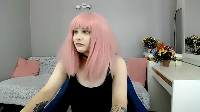 Estheri live cam on StripChat