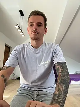 huge_cock22cm (Ask my age) - Ler's have fun!