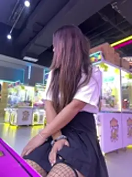 luna-sisi (F young) - 手指入穴2分钟