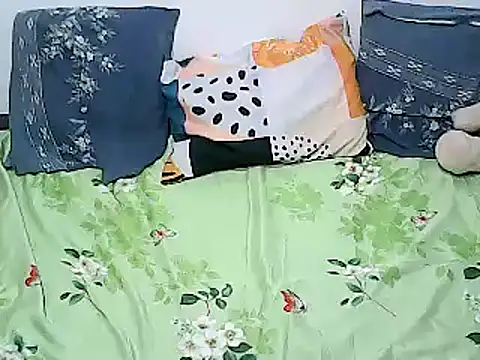 xxhottinybabe webcam