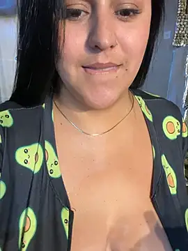 katleya_lewiis