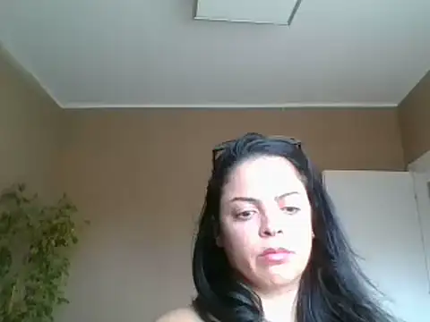 ITALIANASISIXX live webcam
