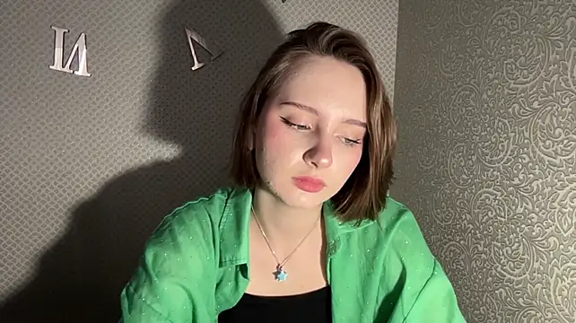 LovieClausing live webcam