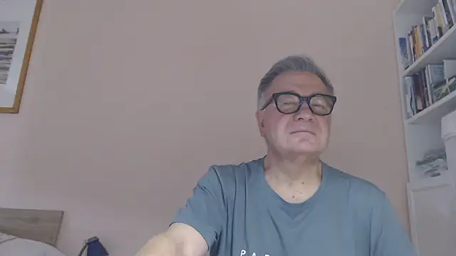 YOU6me live cam on StripChat