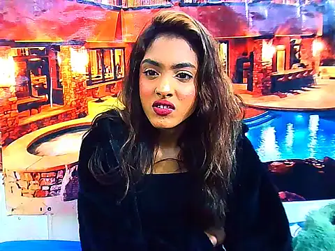 IndianPretty14u2Luv live now