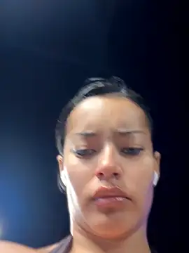Risky_Workouts live sex cam