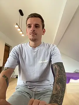 huge_cock22cm (Ask my age) - Ler's have fun!