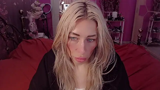 AnnieGOld_ live cam on StripChat