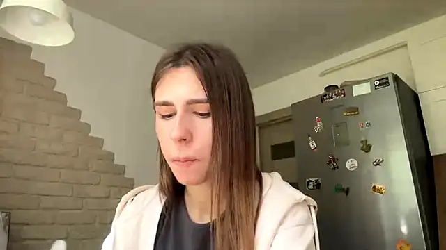 ZaraGuyette webcam