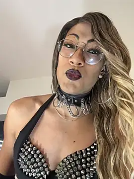 Lia_Jones77
