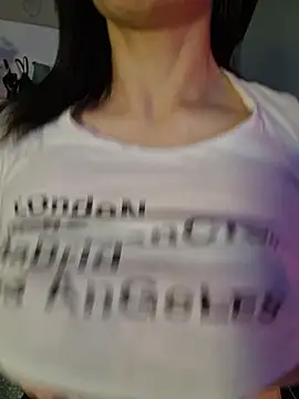 AryaSummersReal