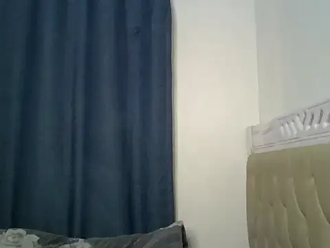 exoticglow live cam on StripChat