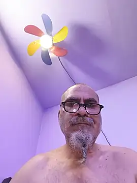 Sp71 live cam on StripChat