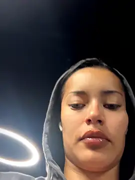 risky_workouts (F young) - ✨RISKY CUMSHOW GIRLS LOCKEROOM TS✨
