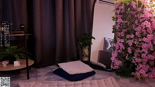 VelvetZephra live cam on StripChat