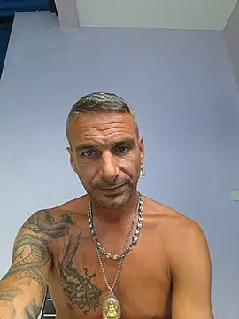 benouz93270 (Ask my age) - Etre numéro 1
