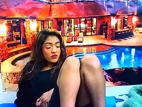 IndianPretty14u2Luv live cam on StripChat