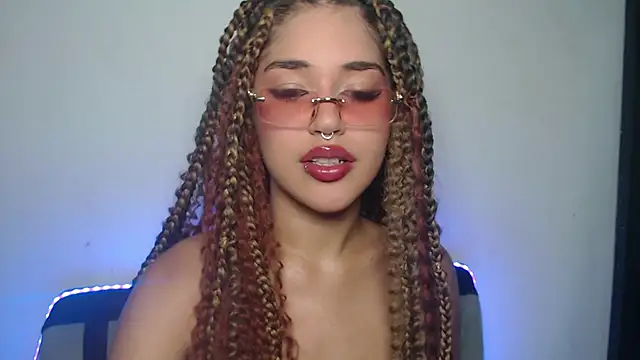 melodyphillips_2_ live cam on StripChat