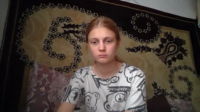 LunaLaday live cam on StripChat