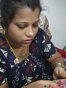 Jillukutty143 live cam on StripChat
