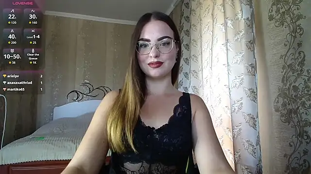 Flora_kisss live cam on StripChat