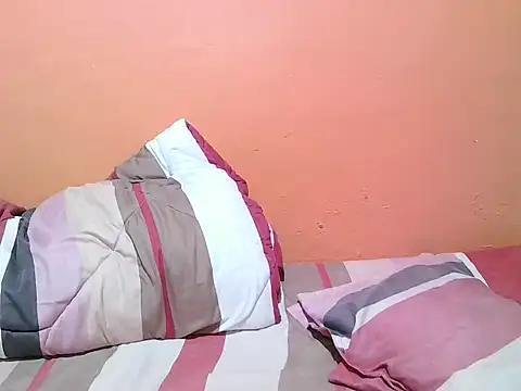 mis_midnight live cam on StripChat