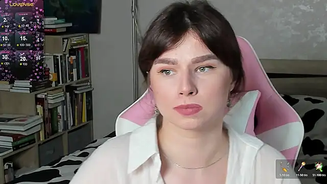 bbJ_one live cam on StripChat