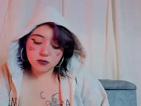 Blueberry_gothic live cam on StripChat