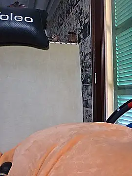 kylie_blck live cam on StripChat