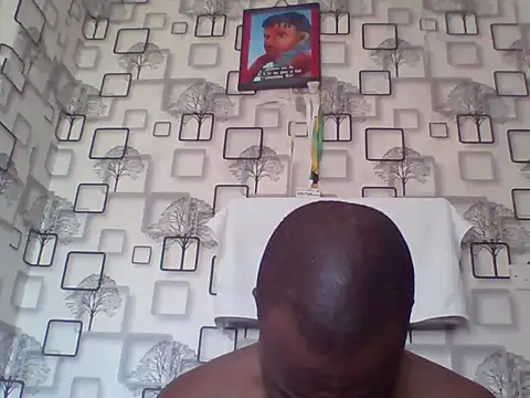 Chumba_001 live cam on StripChat
