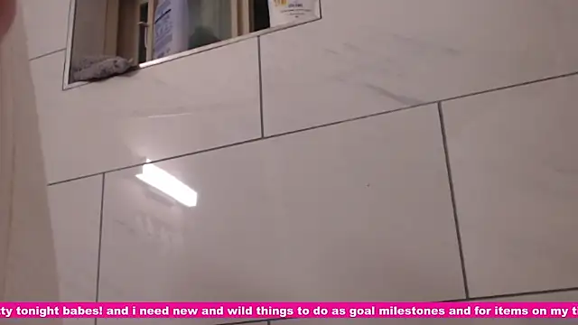 nakedgarbageperson live cam on StripChat