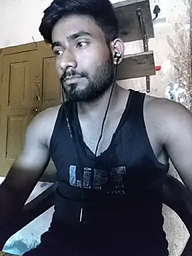 Lustynani live cam on StripChat