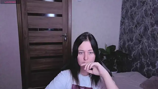 Kristy-Max webcam