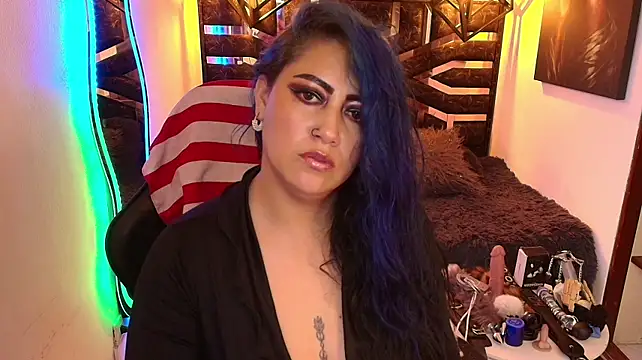 scarleth_blue webcam