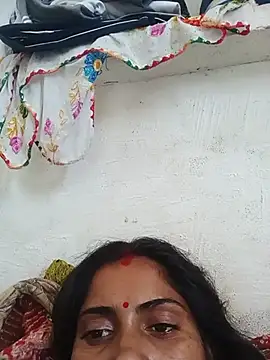 Poojaxx56 live cam on StripChat