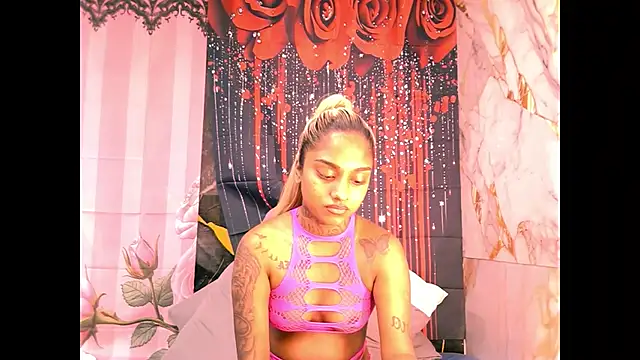 indian_barbie live cam on StripChat