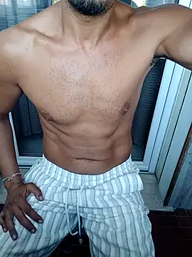 F0X89 live cam on StripChat