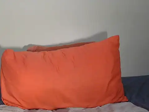 LICKABLETASH98 live cam on StripChat